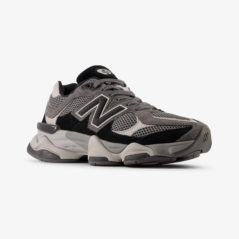 NB 9060 - Black With Castlerock